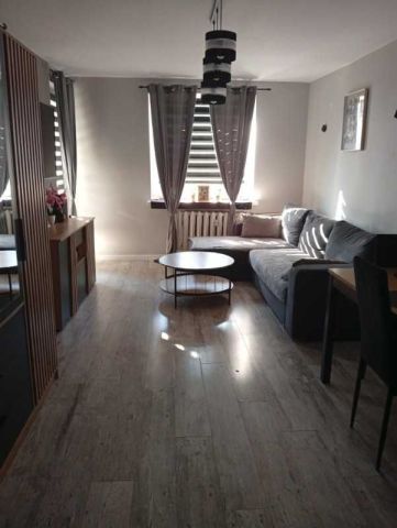 Mieszkanie 3-pokojowe Nysa, ul. Jagiellońska. Zdjęcie 1