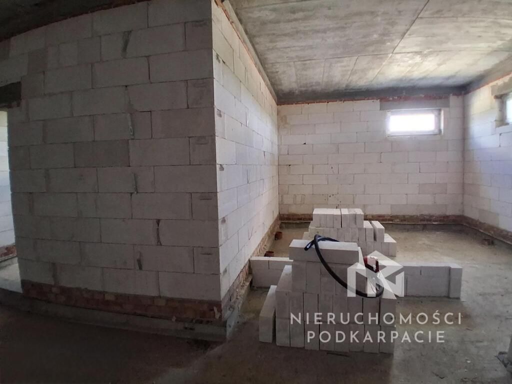 Hala/magazyn Tuszów Narodowy. Zdjęcie 10