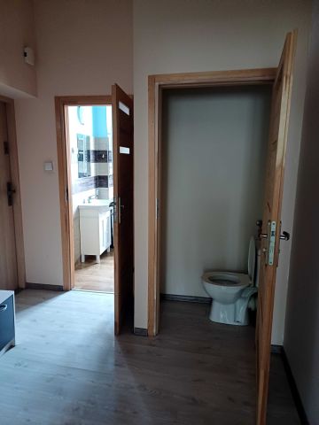 Mieszkanie 4-pokojowe Jelenia Góra Centrum, ul. Marii Konopnickiej. Zdjęcie 1