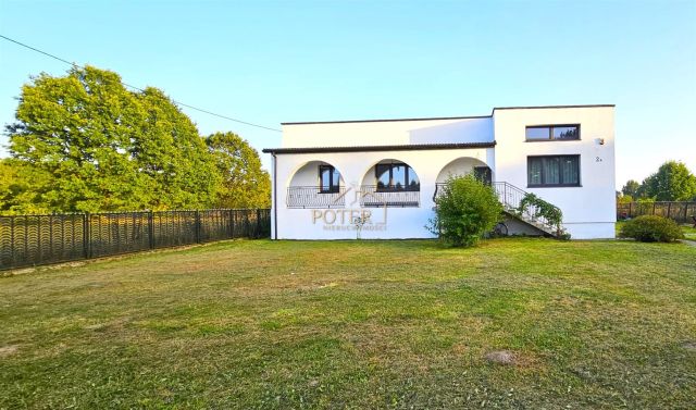 dom wolnostojący, 4 pokoje Pionki. Zdjęcie 2