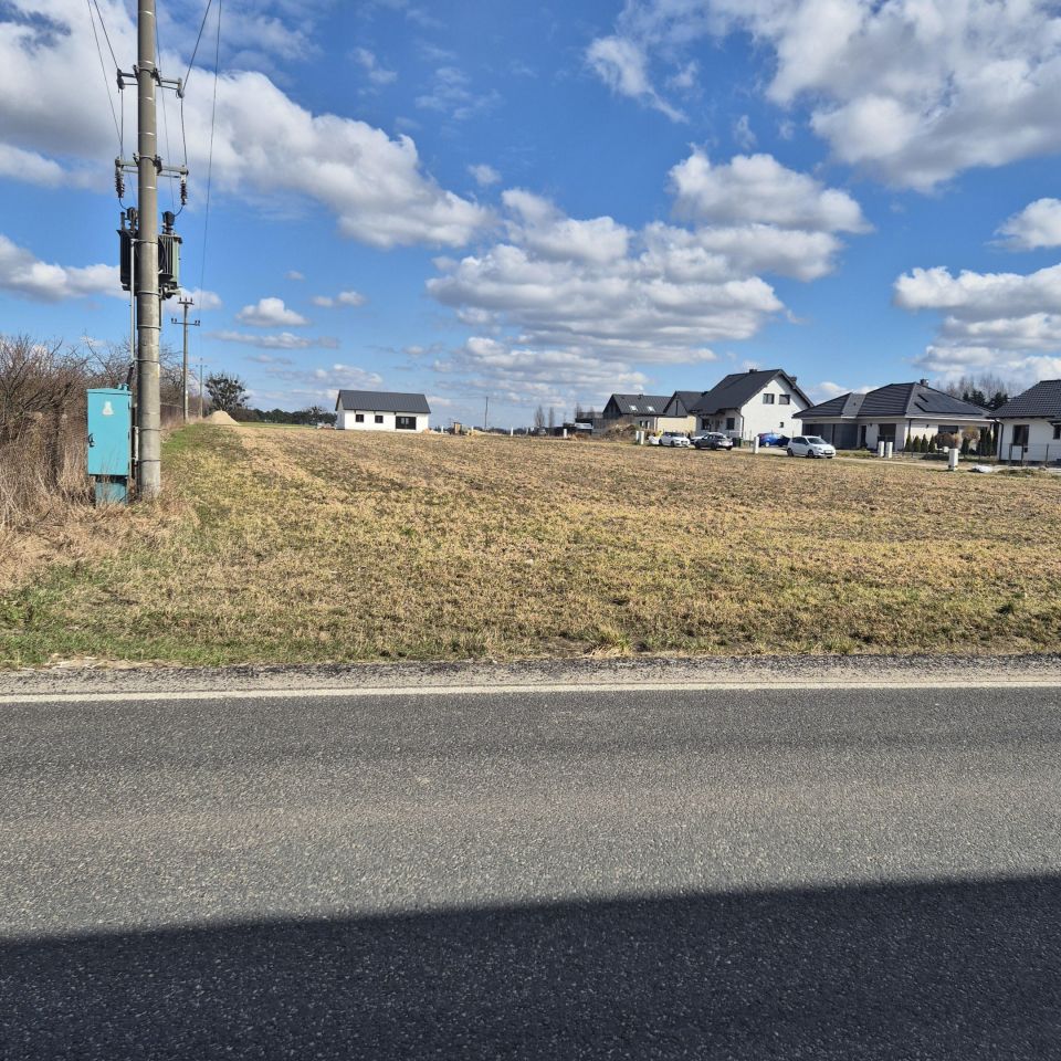 Działka budowlana Skrzynki, ul. św. Huberta. Zdjęcie 3