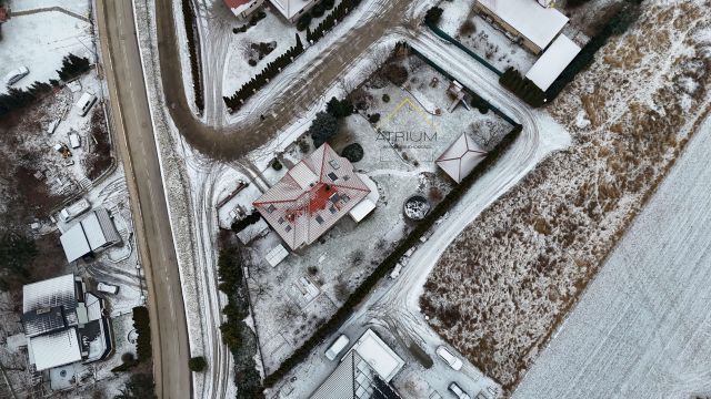 dom wolnostojący, 5 pokoi Złotoryja, ul. Orzechowa. Zdjęcie 1