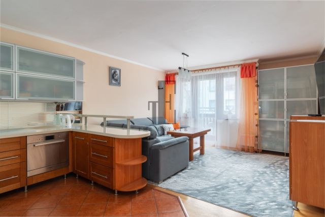 Mieszkanie 4-pokojowe Piaseczno, ul. Albatrosów. Zdjęcie 3