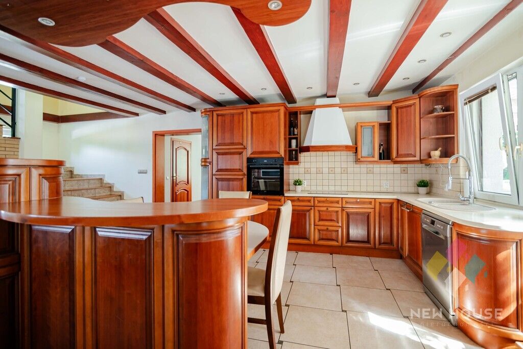 bliźniak, 9 pokoi Zalbki. Zdjęcie 41