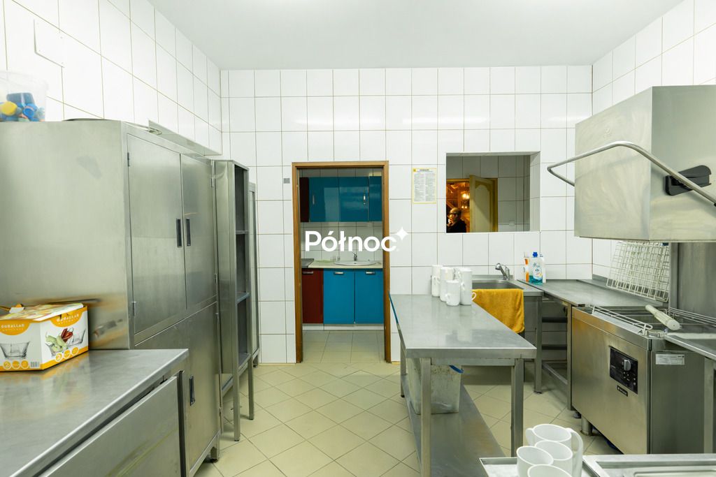 dom wolnostojący, 30 pokoi Faściszowa. Zdjęcie 13