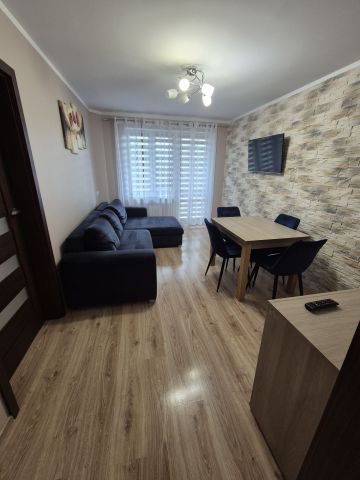 Mieszkanie 3-pokojowe Bielsk Podlaski, ul. Stefana Żeromskiego. Zdjęcie 1
