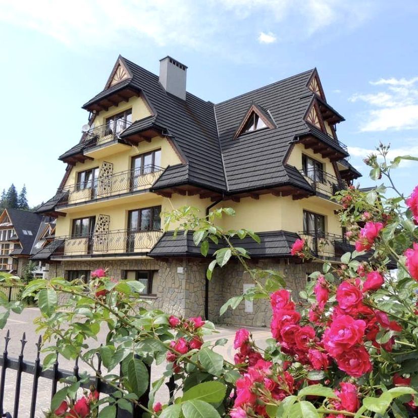 Mieszkanie 3-pokojowe Białka Tatrzańska, ul. Środkowa. Zdjęcie 2