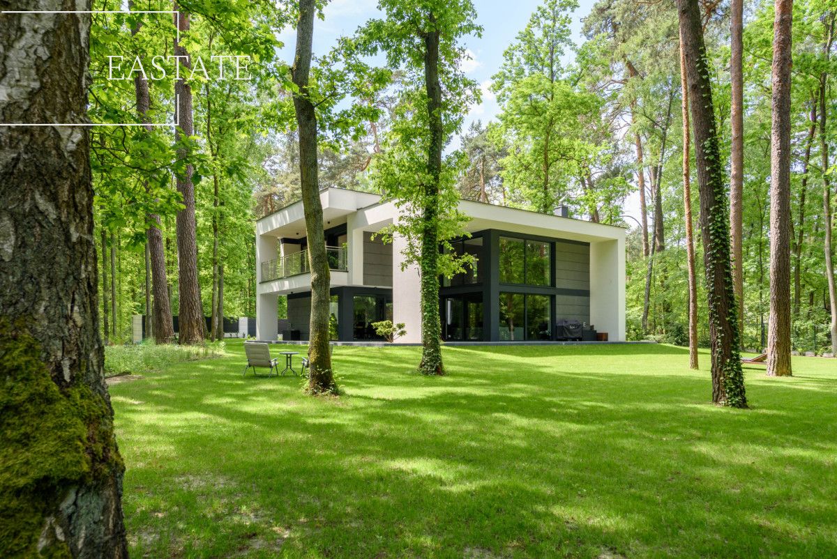 dom wolnostojący, 5 pokoi Sękocin-Las. Zdjęcie 4