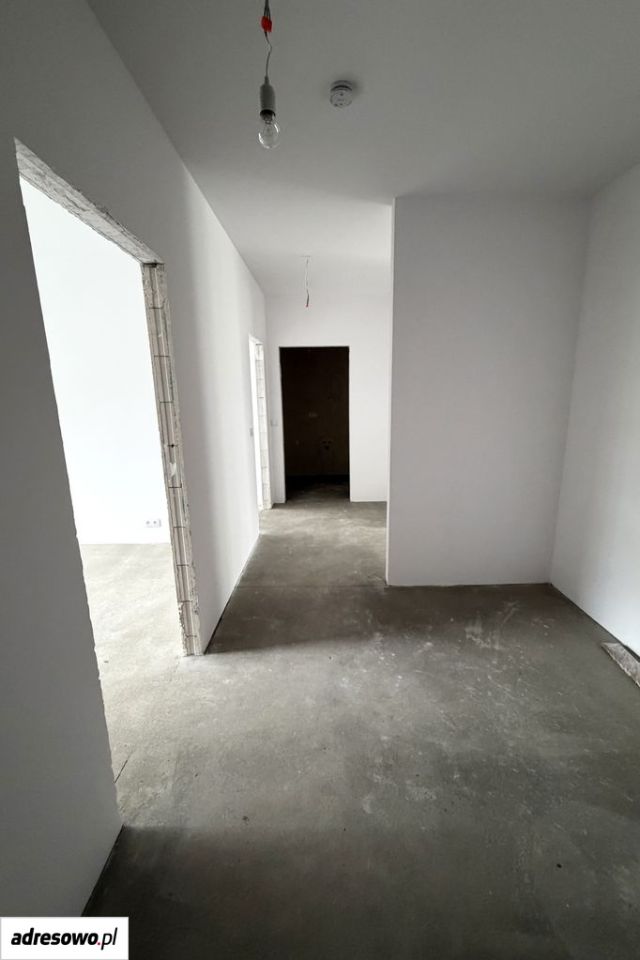 Mieszkanie 3-pokojowe Warszawa Włochy, ul. Równoległa. Zdjęcie 2