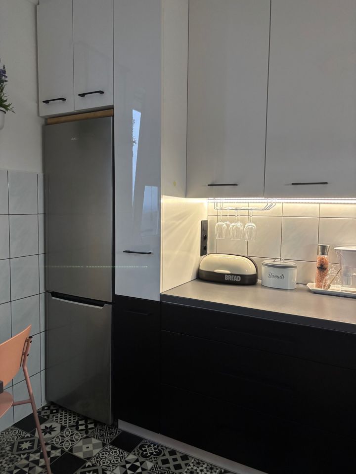 Mieszkanie 1-pokojowe Kielce. Zdjęcie 2