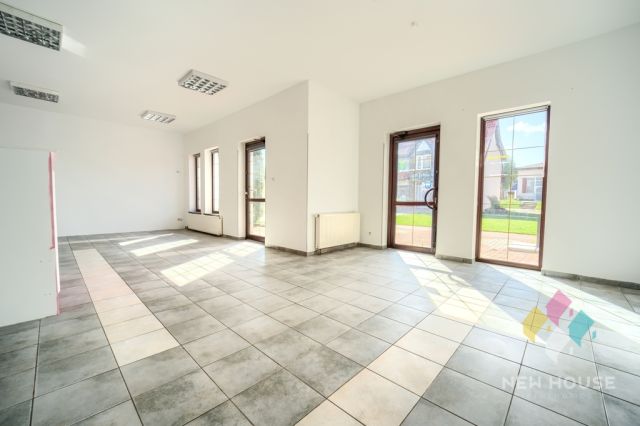 dom szeregowy, 6 pokoi Mikołajki, pl. Handlowy. Zdjęcie 17