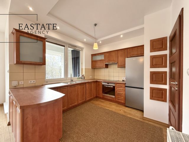 Mieszkanie 3-pokojowe Warszawa Śródmieście, ul. Stawki. Zdjęcie 11