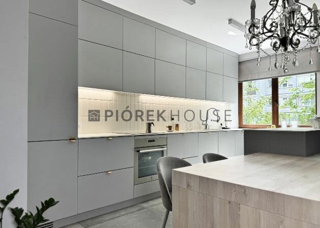 Mieszkanie 3-pokojowe Warszawa Śródmieście, ul. Dobra. Zdjęcie 3