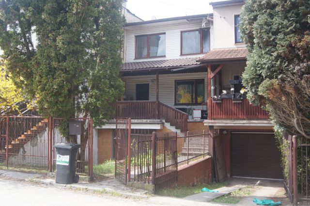 dom szeregowy, 5 pokoi Kielce, ul. Bąkowa. Zdjęcie 1