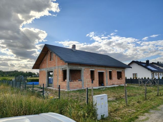 dom wolnostojący Rokszyce. Zdjęcie 1