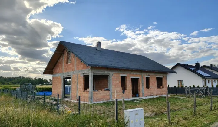 dom wolnostojący Rokszyce