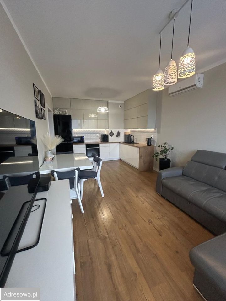 Mieszkanie 3-pokojowe Radom Osiedle XV-lecia, ul. Żwirki i Wigury. Zdjęcie 8