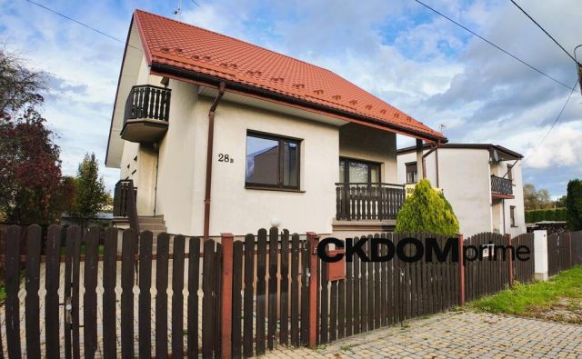 dom wolnostojący, 6 pokoi Kielce Barwinek, ul. Wybraniecka. Zdjęcie 1
