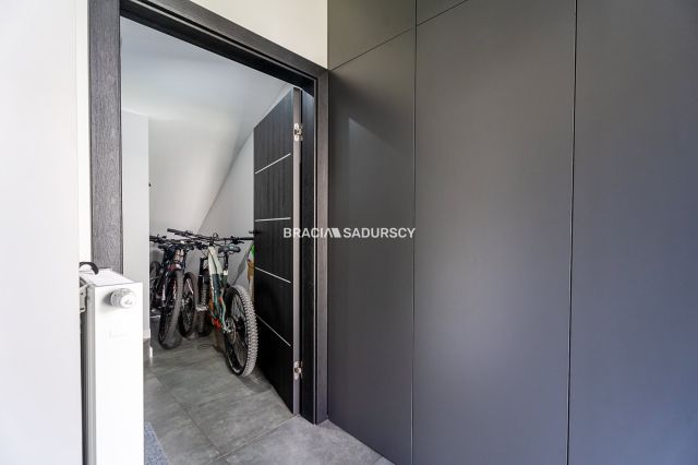 Mieszkanie 4-pokojowe Wieliczka, ul. Sadowa. Zdjęcie 16