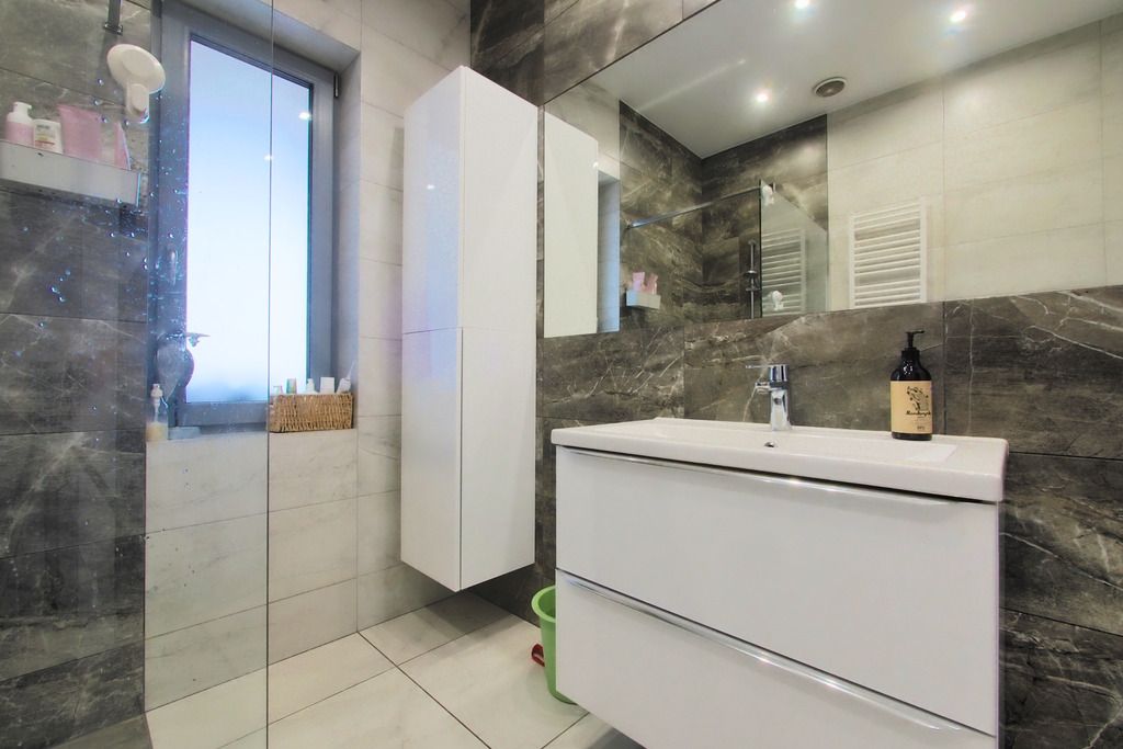 dom wolnostojący, 4 pokoje Łochowice. Zdjęcie 18