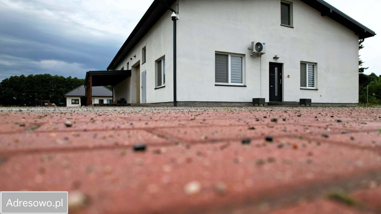 dom wolnostojący, 4 pokoje Zawady. Zdjęcie 2