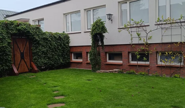 dom wolnostojący Łomianki Buraków, ul. Przełajowa