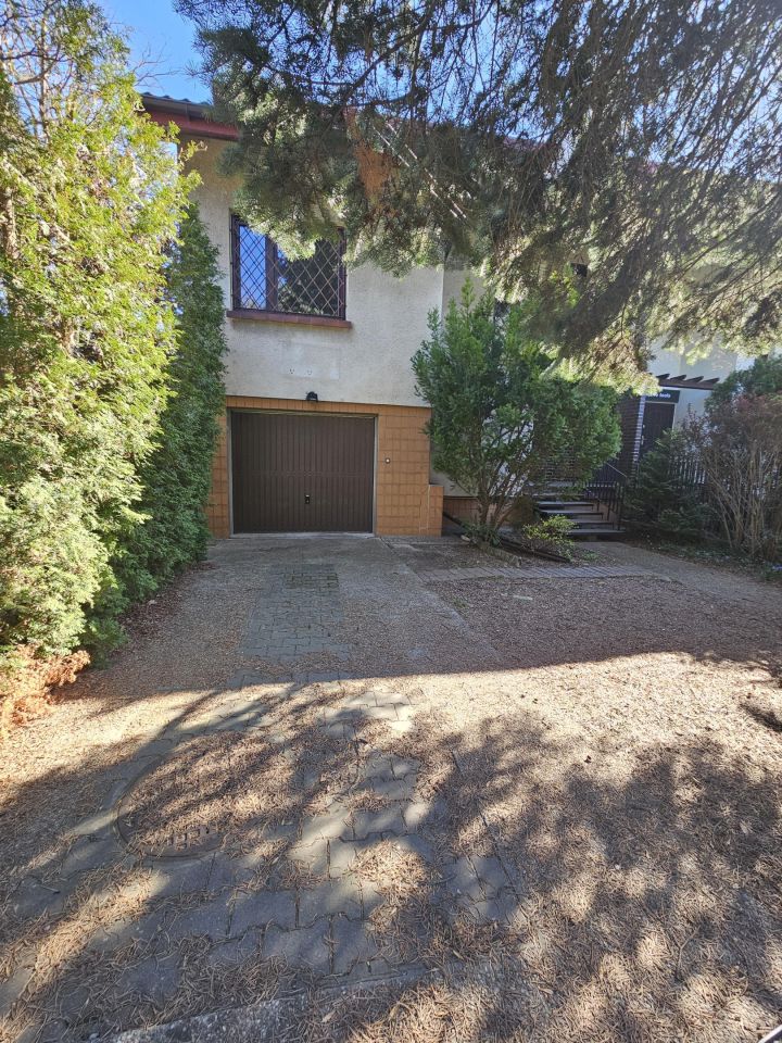 Biuro Warszawa Wilanów, ul. Rumiana. Zdjęcie 1