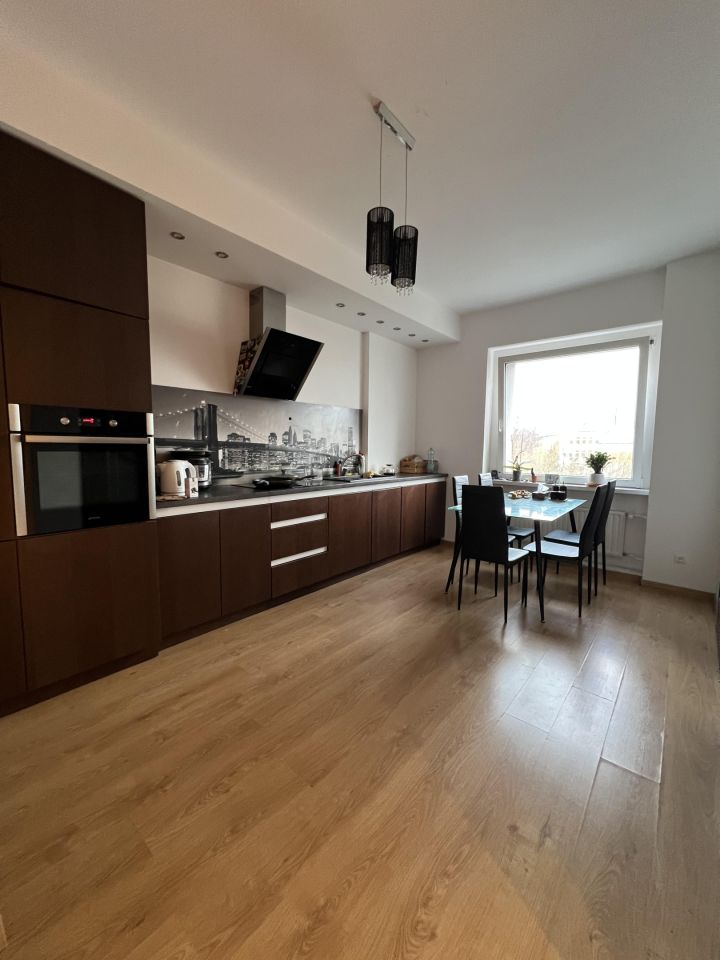 Mieszkanie 2-pokojowe Gdynia Śródmieście, ul. Bernarda Chrzanowskiego. Zdjęcie 2