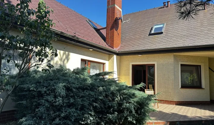dom wolnostojący, 6 pokoi Mokronos Górny, ul. Słoneczna