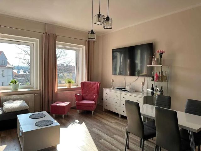 Mieszkanie 3-pokojowe Krosnowice, ul. Fabryczna. Zdjęcie 1