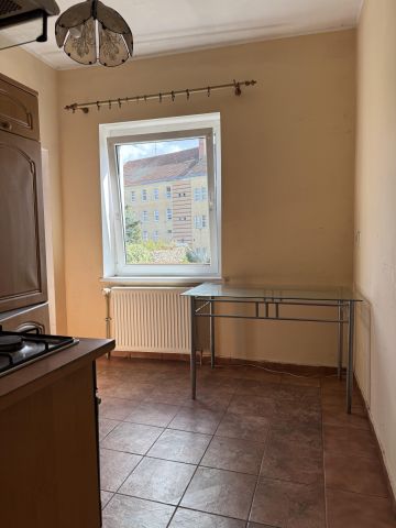 Mieszkanie 4-pokojowe Żagań, ul. Gimnazjalna. Zdjęcie 9