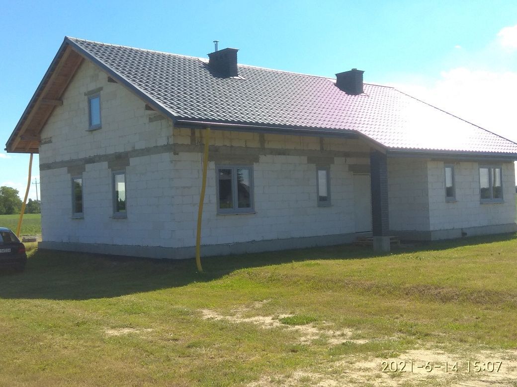 dom wolnostojący, 3 pokoje Poświętne. Zdjęcie 2