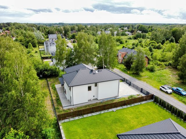 dom wolnostojący, 5 pokoi Stara Wieś. Zdjęcie 3