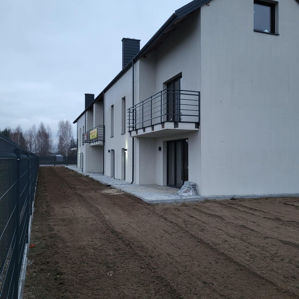 dom szeregowy, 5 pokoi Warszawice. Zdjęcie 10