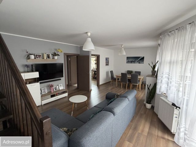 Mieszkanie 4-pokojowe Toruń Bielawy, ul. Gdańska. Zdjęcie 1