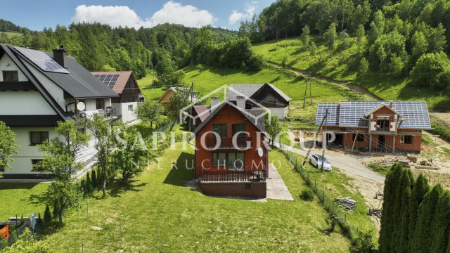 dom wolnostojący, 4 pokoje Ochotnica Dolna, os. Młynne. Zdjęcie 1