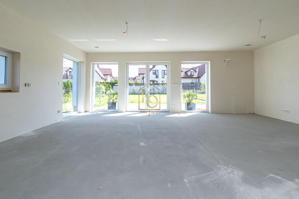 bliźniak, 5 pokoi Tyniec Mały, ul. Dolna. Zdjęcie 6