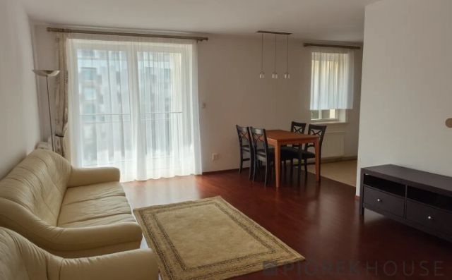 Mieszkanie 3-pokojowe Warszawa Białołęka, ul. Leona Berensona. Zdjęcie 1