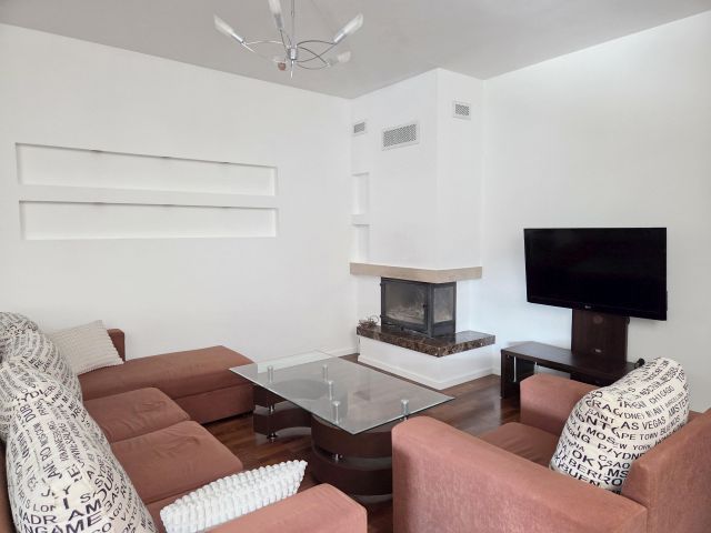 Mieszkanie 4-pokojowe Plewiska, ul. Grunwaldzka. Zdjęcie 4