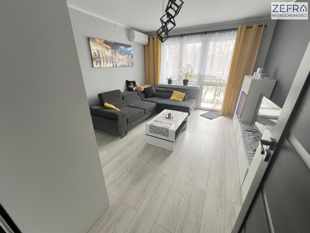 Mieszkanie 2-pokojowe Kraków Żabiniec, ul. ks. Kazimierza Siemaszki. Zdjęcie 2