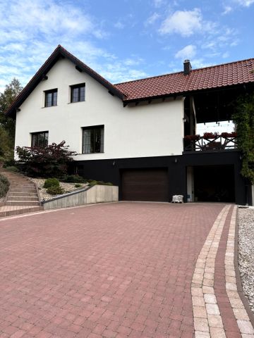 dom wolnostojący, 5 pokoi Lwówek Śląski. Zdjęcie 1