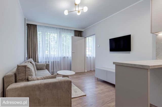 Mieszkanie 2-pokojowe Białystok, ul. Zwierzyniecka. Zdjęcie 1