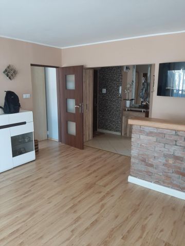 Mieszkanie 3-pokojowe Bydgoszcz Fordon, ul. Tomasza Golloba. Zdjęcie 1