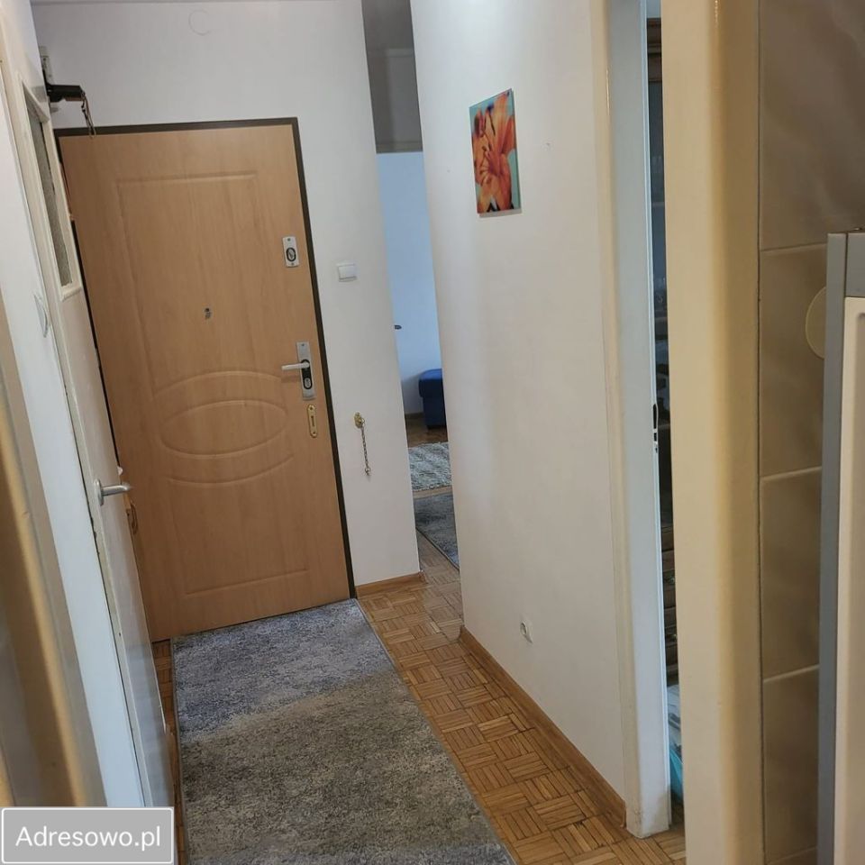 Mieszkanie 3-pokojowe Nowy Dwór Mazowiecki, ul. Lotników. Zdjęcie 2