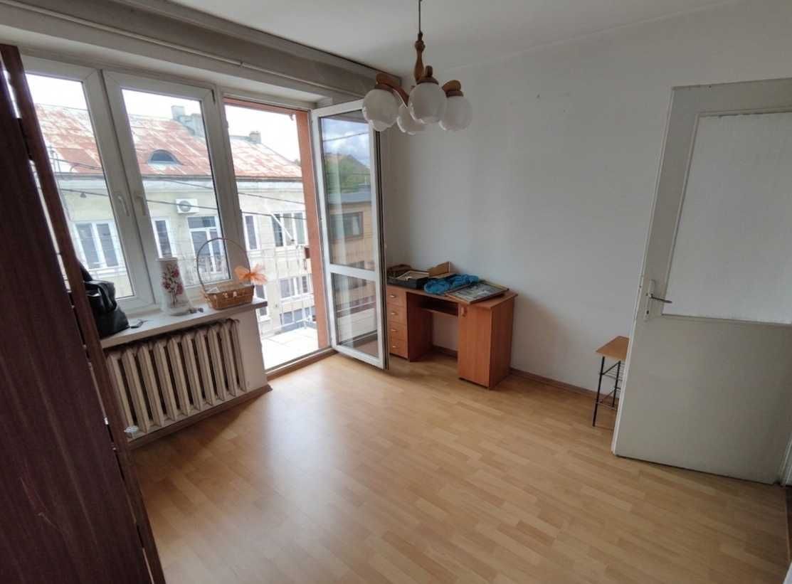 Mieszkanie 3-pokojowe Staszów, ul. Poprzeczna. Zdjęcie 3