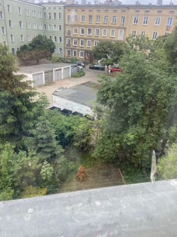 Mieszkanie 2-pokojowe Szczecin Turzyn, al. Bohaterów Warszawy naprzeciw Cerrafour galerii. Zdjęcie 1