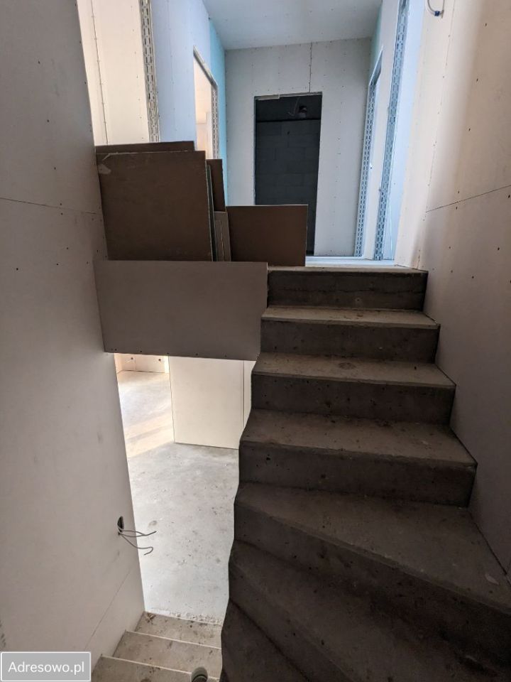 dom szeregowy, 4 pokoje Brzozówka, ul. Osiedle Ciche. Zdjęcie 5