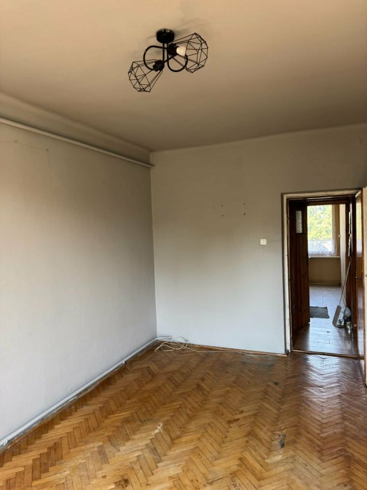 Mieszkanie 2-pokojowe Annopol, ul. Rynek. Zdjęcie 2