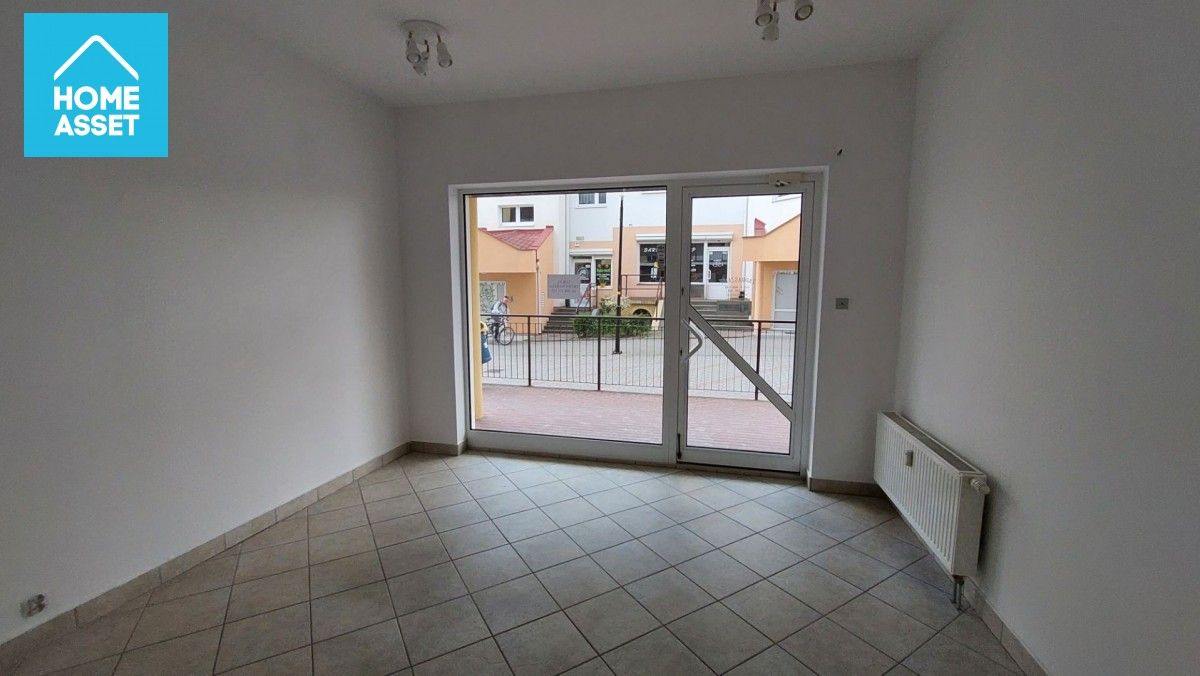 Lokal Reda Centrum, al. Jana Pawła II. Zdjęcie 1