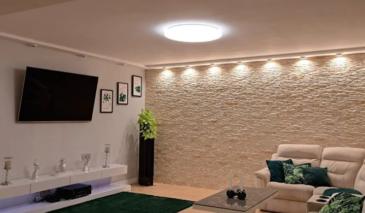 dom wolnostojący, 7 pokoi Kamieniec Wrocławski